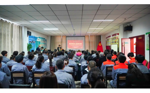 乘風破浪啟新程，誓言鏗鏘擔使命 —— 銀川伊百盛管理層履職宣誓暨目標責任簽訂儀式圓滿舉行